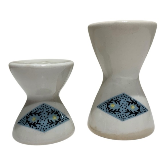 Vintage MCM Hour Glass Shaped Salt & Pepper Shaker Set - Picture 1 of 3